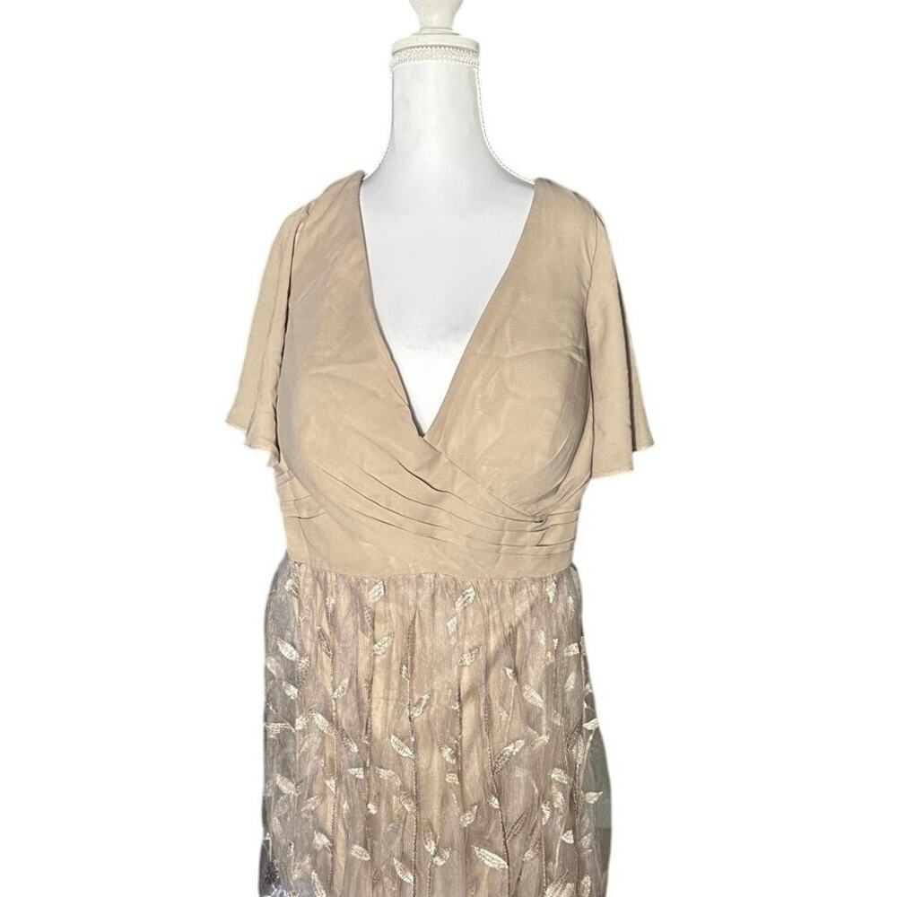 Formal 24W Beige VNeck Back Full Skirt Sheer Embellished Sequin Ball Gown Dress